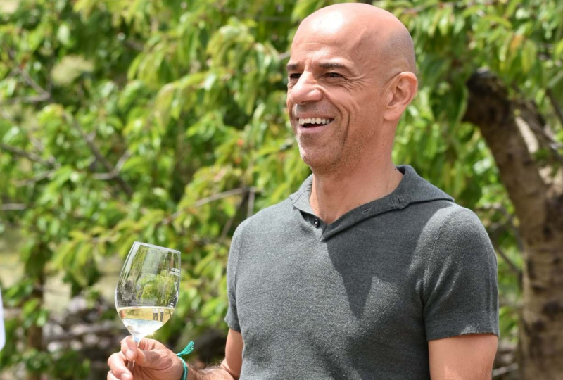 Um dia na vida de&hellip; Jo&atilde;o Soares, o Homem por tr&aacute;s de uma Grande Mulher